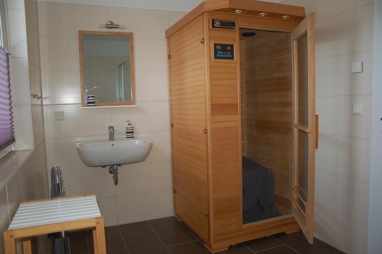 Behagliches Ferienhaus Zaunkoenig -Mit Kamin Und Sauna Тане Екстериор снимка
