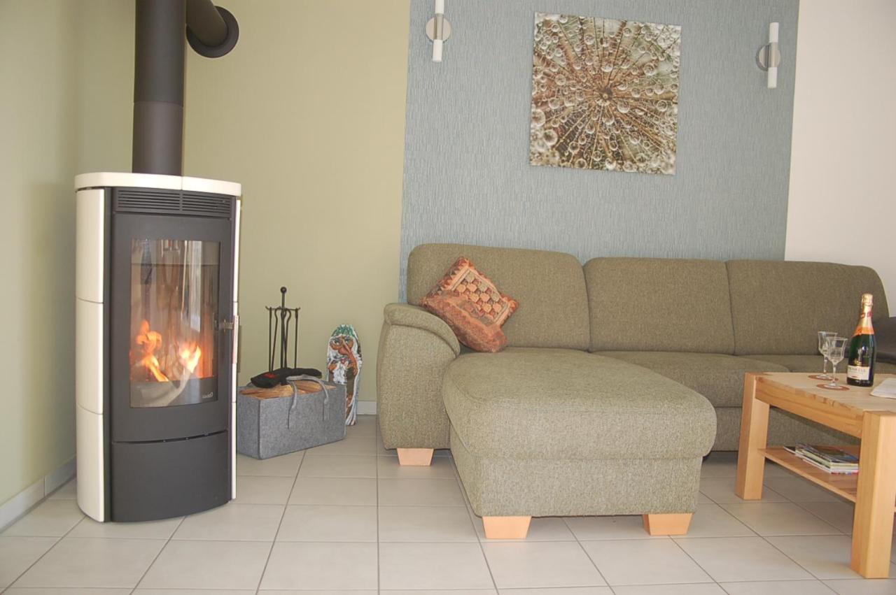 Behagliches Ferienhaus Zaunkoenig -Mit Kamin Und Sauna Тане Екстериор снимка